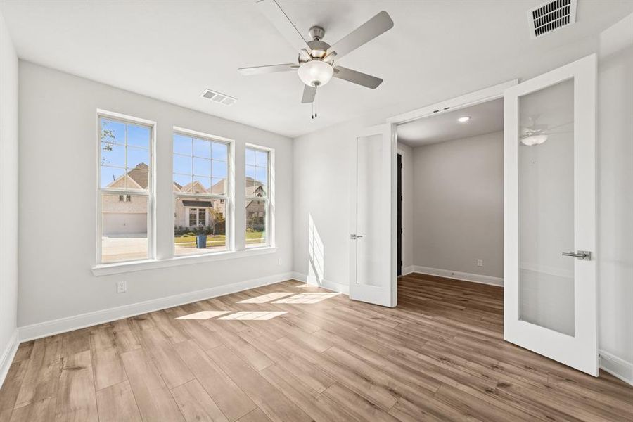 Spacious, unfurnished interior of a new home in Sandbrock Ranch, Aubrey (Image 32).