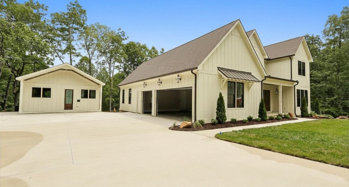 Front exterior of a new home in Hidden River, Signal Mountain, TN, highlighting curb appeal (Image 2). Front exterior of a new home in Hidden River, Signal Mountain, TN, highlighting curb appeal (Image 2).