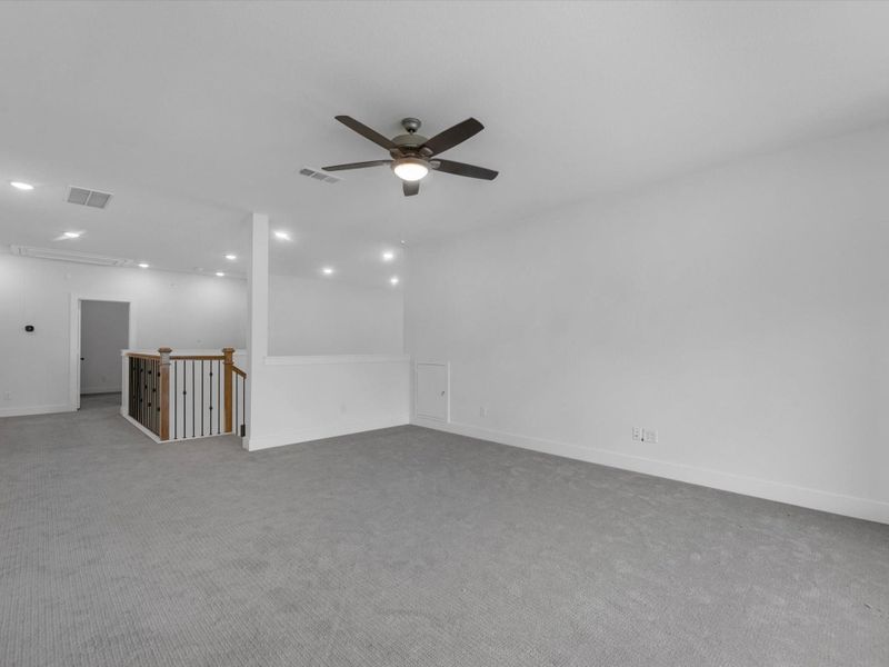 Spacious, unfurnished interior of a new home in Sienna 60’, Missouri City (Image 22). Spacious, unfurnished interior of a new home in Sienna 60’, Missouri City (Image 22).