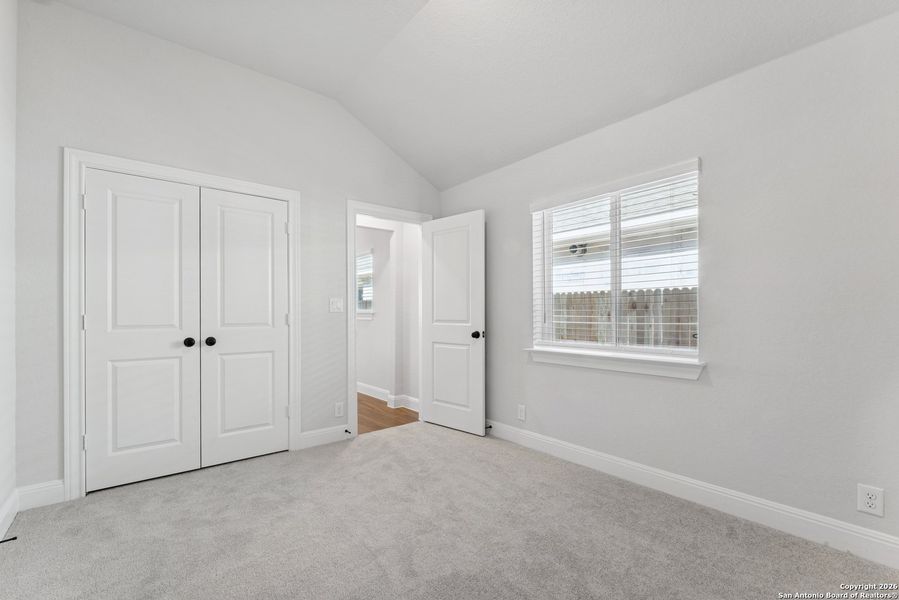 Spacious, unfurnished interior of a new home in Davis Ranch 60', San Antonio (Image 14).