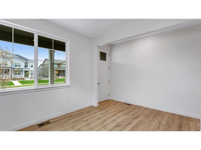 Spacious, unfurnished interior of a new home in Hansen Farm, Fort Collins (Image 23).