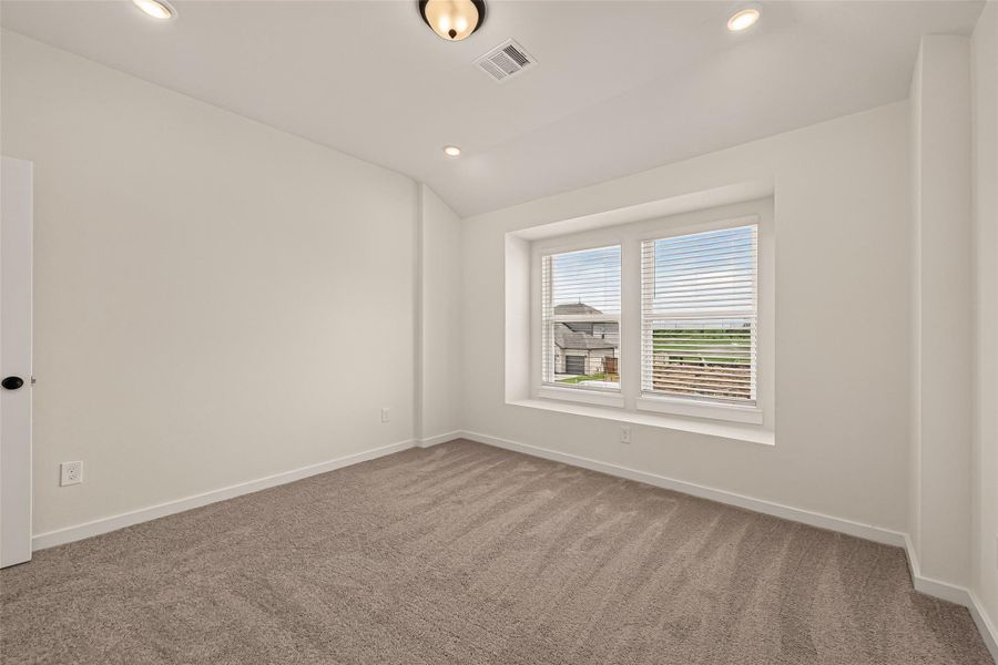 Spacious, unfurnished interior of a new home in Foxtail Palms, Manvel (Image 39). Spacious, unfurnished interior of a new home in Foxtail Palms, Manvel (Image 39).