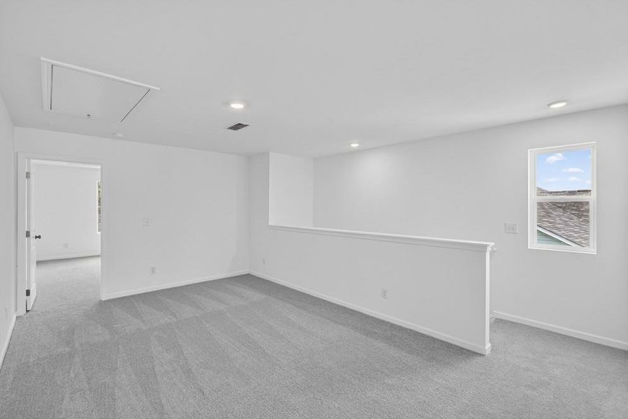 Spacious, unfurnished interior of a new home in Heritage River, Euharlee (Image 15).