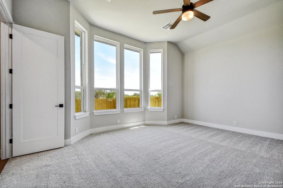 Spacious, unfurnished interior of a new home in Alsatian Oaks: 60ft. lots, Castroville (Image 9).