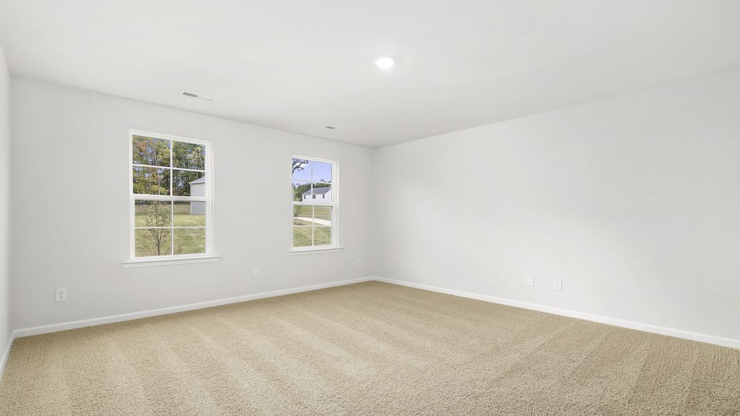 Spacious, unfurnished interior of a new home in Havencrest, Greensboro (Image 16).