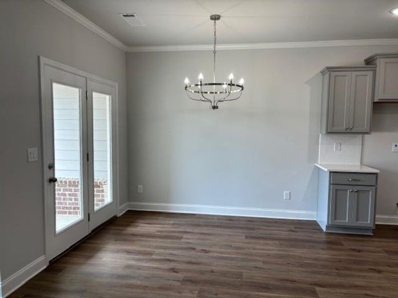 Spacious, unfurnished interior of a new home in , Suwanee (Image 13).