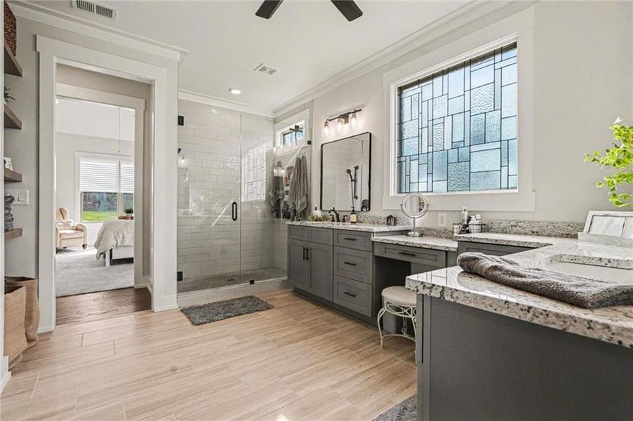 Furnished interior view inside a new home in , Williamson (Image 27).