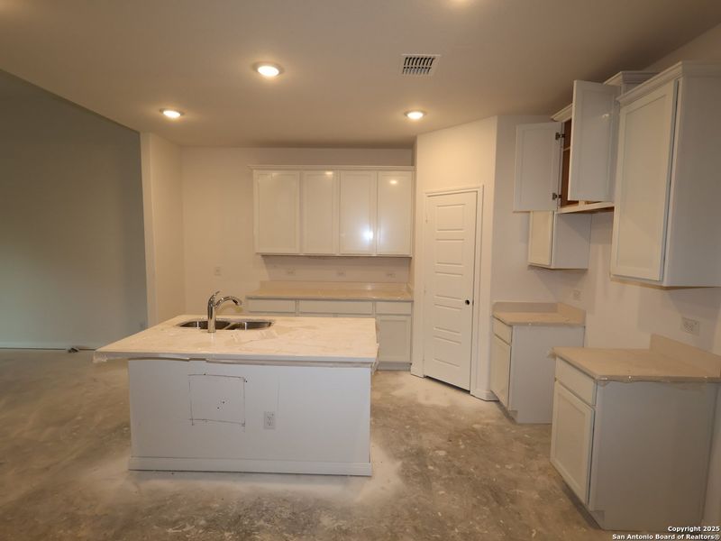 Image 33 of a home in Greenspoint Heights.