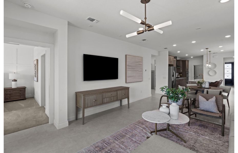 Gathering & Dining Area Gathering & Dining Area