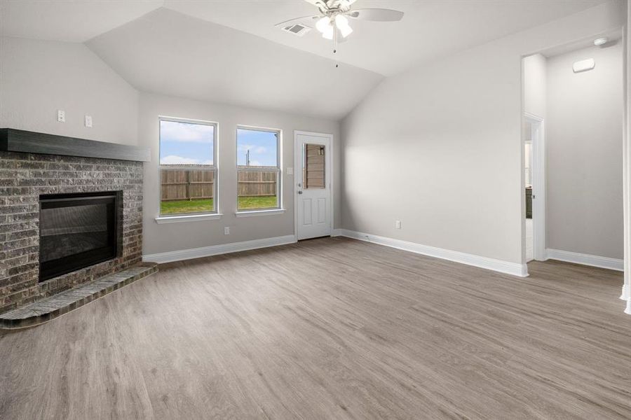 Spacious, unfurnished interior of a new home in Fox Landing, Caddo Mills (Image 38).