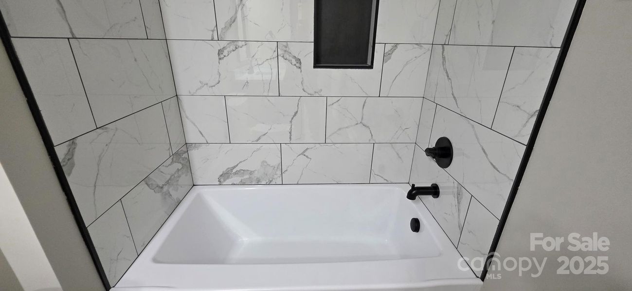 Image 41 of a home in .