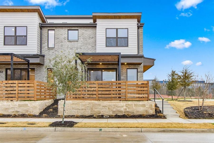 002-1435AzaleaDrive-Melissa-TX-75454-Exterior.jpg-SMALL 002-1435AzaleaDrive-Melissa-TX-75454-Exterior.jpg-SMALL