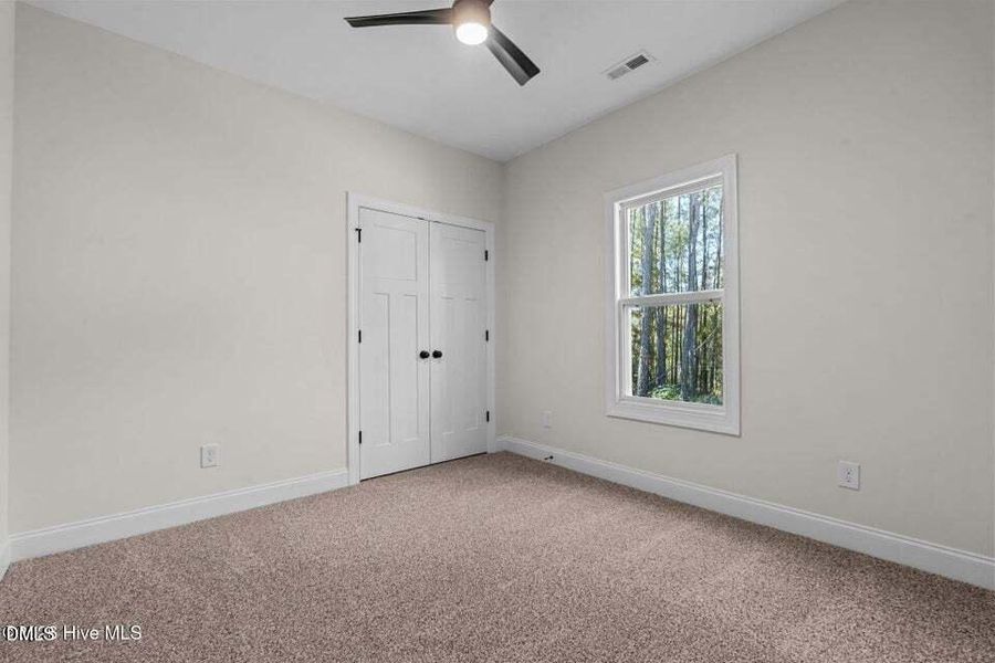 REPRESENTATION PHOTO