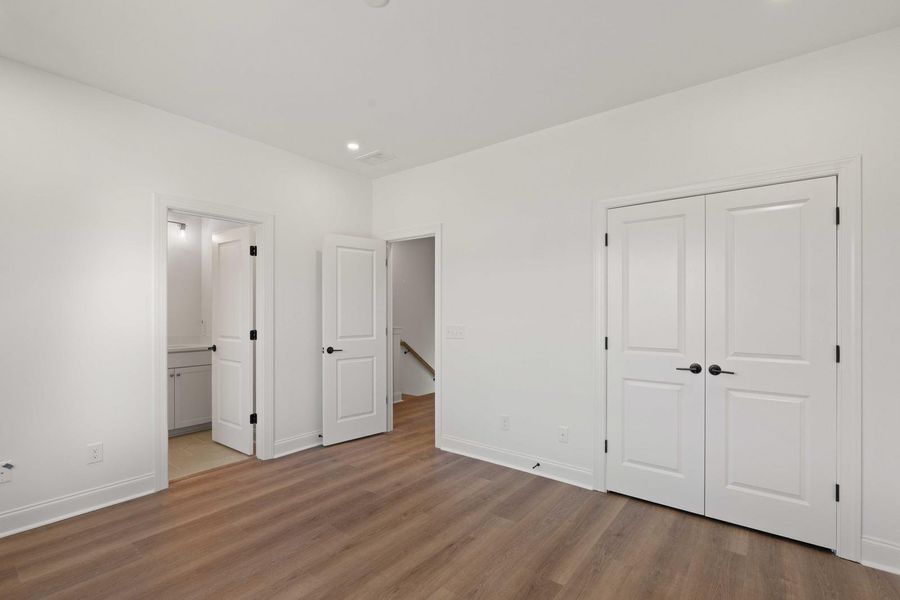 Spacious, unfurnished interior of a new home in , Johns Island (Image 51).