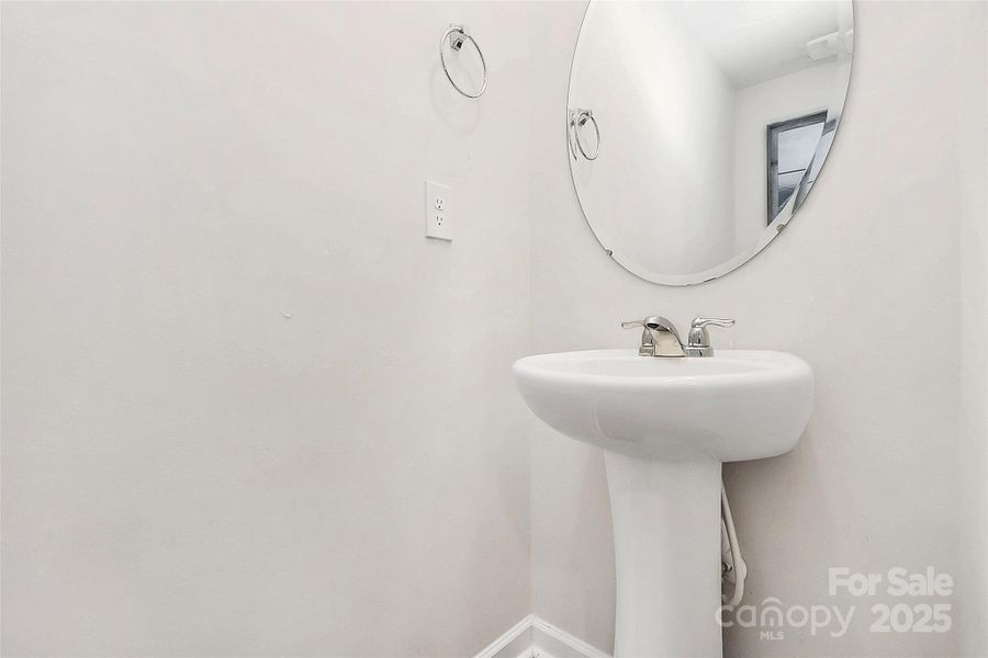 Image 34 of a home in Abrial Ridge.