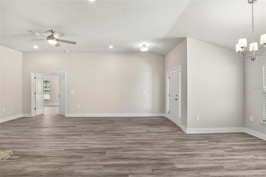 Spacious, unfurnished interior of a new home in , Lakeland (Image 15).