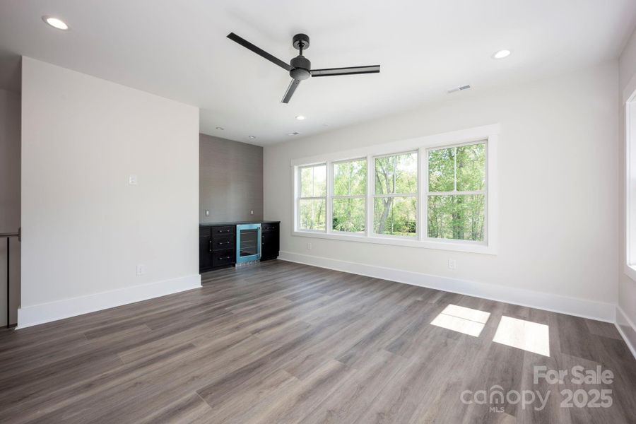 Loft with Bar/Entertainment Area