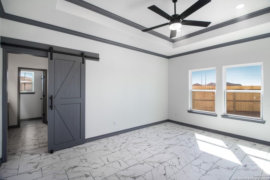 Spacious, unfurnished interior of a new home in , Corpus Christi (Image 11).