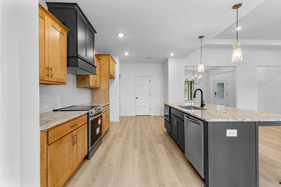 Furnished interior view inside a new home in Golfview, Thomaston (Image 7).