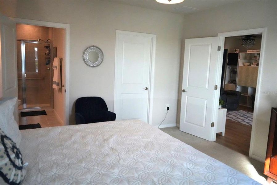 Furnished interior view inside a new home in , Port Charlotte (Image 44).