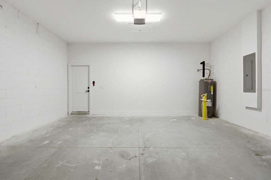 Image 43 of a home in . Image 43 of a home in .