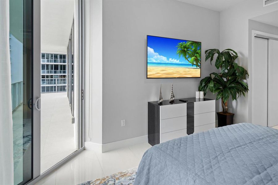 Furnished interior view inside a new home in , West Palm Beach (Image 68). Furnished interior view inside a new home in , West Palm Beach (Image 68).