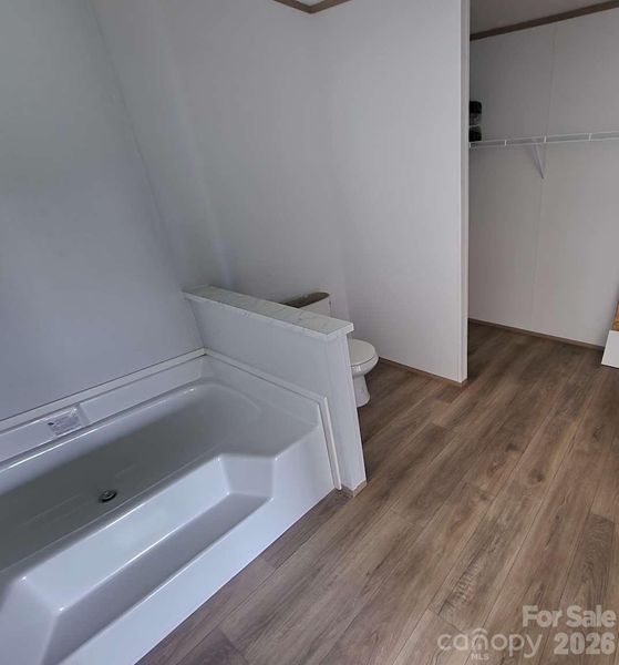 Spacious, unfurnished interior of a new home in , Newton (Image 19).