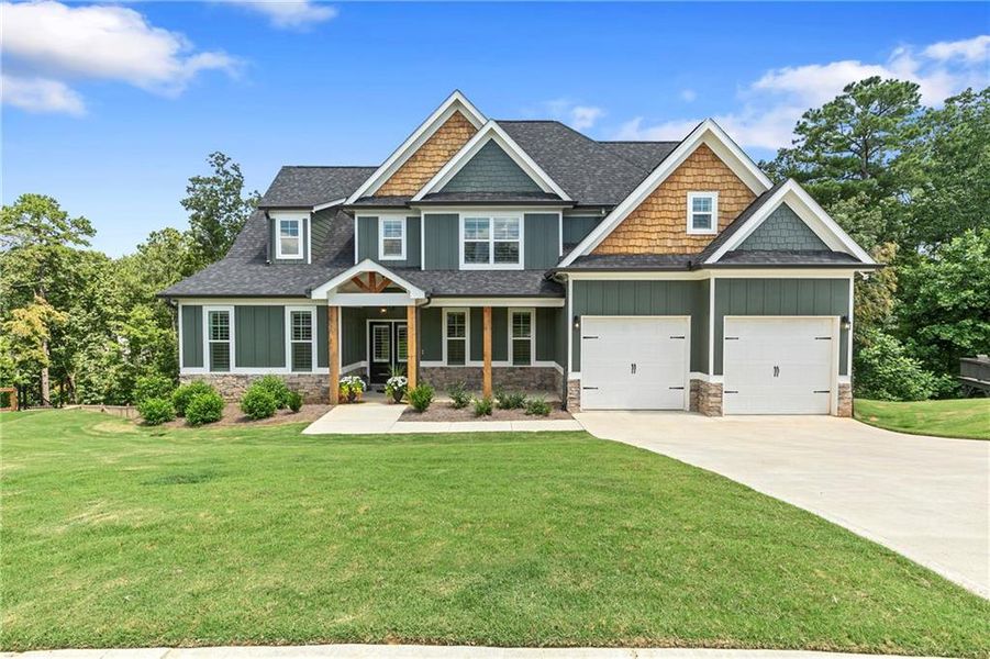 Front exterior of a new home in , Cartersville, GA, highlighting curb appeal (Image 20). Front exterior of a new home in , Cartersville, GA, highlighting curb appeal (Image 20).