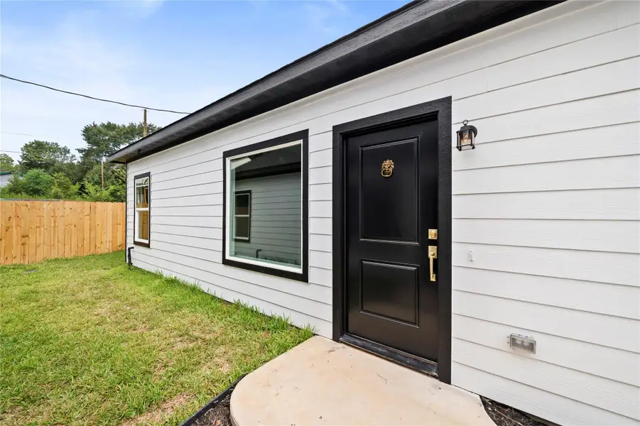 Front Entrance Front Entrance