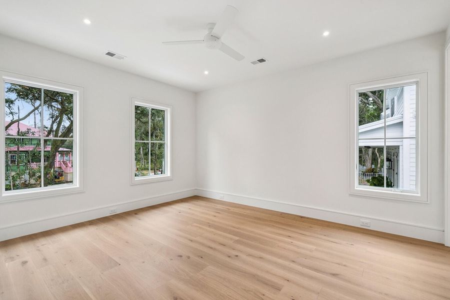 Spacious, unfurnished interior of a new home in , Johns Island (Image 22).