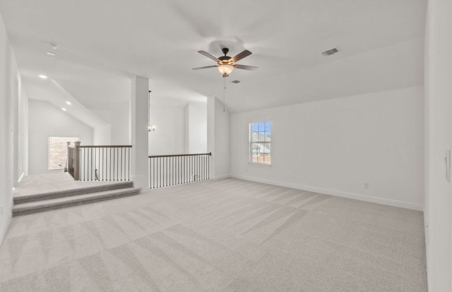 Representative unfurnished interior of a home built from the Wallace by Pulte Homes in Bluffview Reserve, Leander (Image 15).