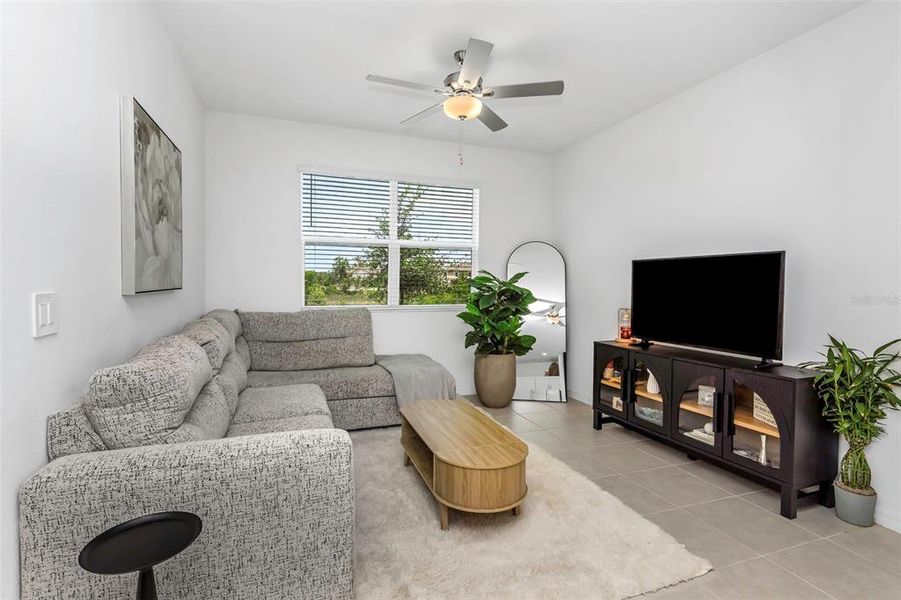 Furnished interior view inside a new home in , Land O' Lakes (Image 30).