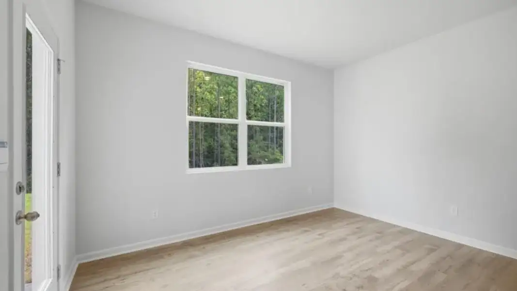 Spacious, unfurnished interior of a new home in Oaks at Cedar Grove, Fairburn (Image 22). Spacious, unfurnished interior of a new home in Oaks at Cedar Grove, Fairburn (Image 22).