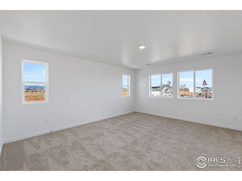 Spacious, unfurnished interior of a new home in Trevenna, Windsor (Image 14). Spacious, unfurnished interior of a new home in Trevenna, Windsor (Image 14).