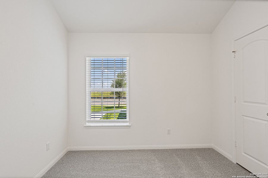 Spacious, unfurnished interior of a new home in Preserve at Medina, Von Ormy (Image 13).