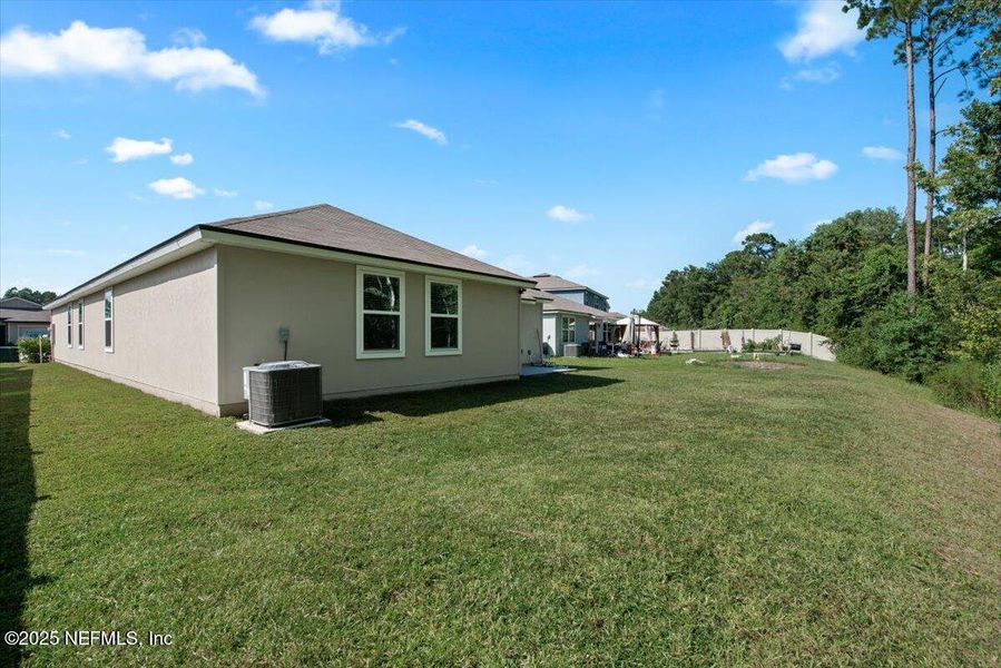 Exterior details and patio area of a home in Willow Springs, Green Cove Springs (Image 2). Exterior details and patio area of a home in Willow Springs, Green Cove Springs (Image 2).