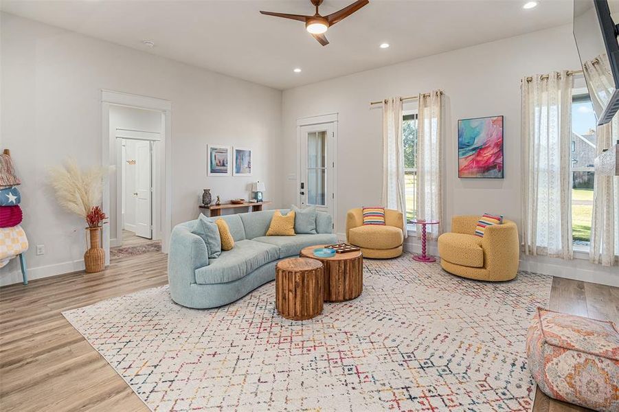 Furnished interior view inside a new home in , Mabank (Image 31).