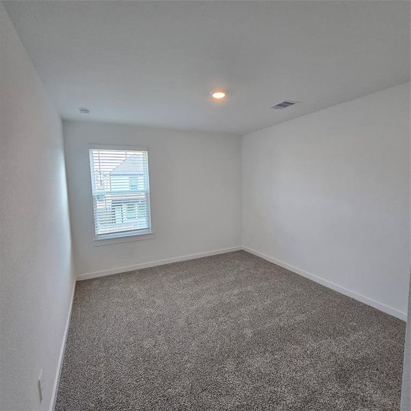 Spacious, unfurnished interior of a new home in City Gate, Houston (Image 9).