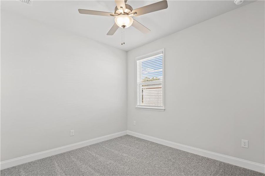 Spacious, unfurnished interior of a new home in Overland, Locust Grove (Image 25).