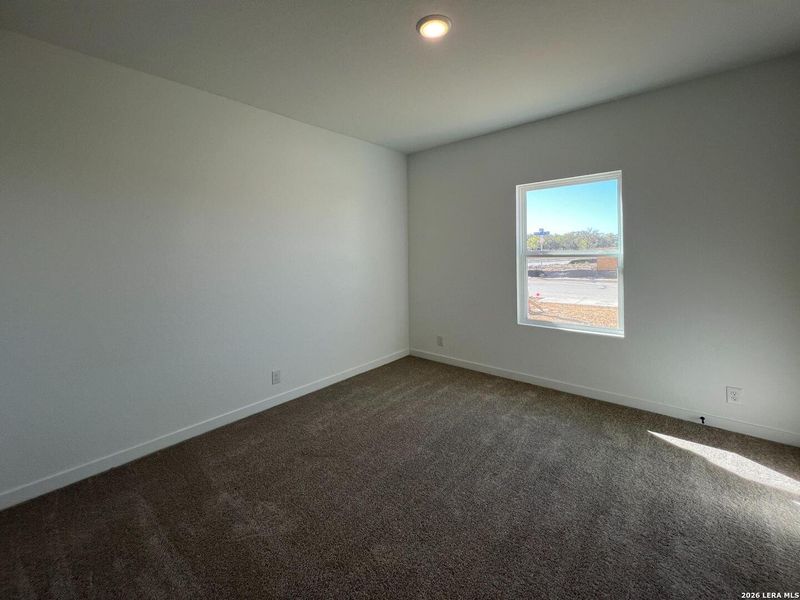 Spacious, unfurnished interior of a new home in Nopal Valley, San Antonio (Image 16). Spacious, unfurnished interior of a new home in Nopal Valley, San Antonio (Image 16).