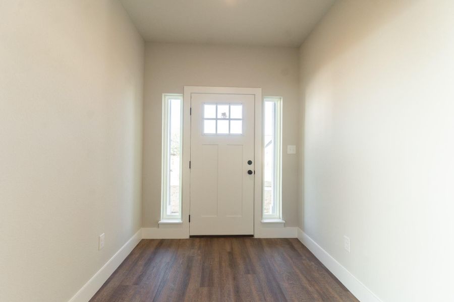 Spacious, unfurnished interior of a new home in , Smithville (Image 19).