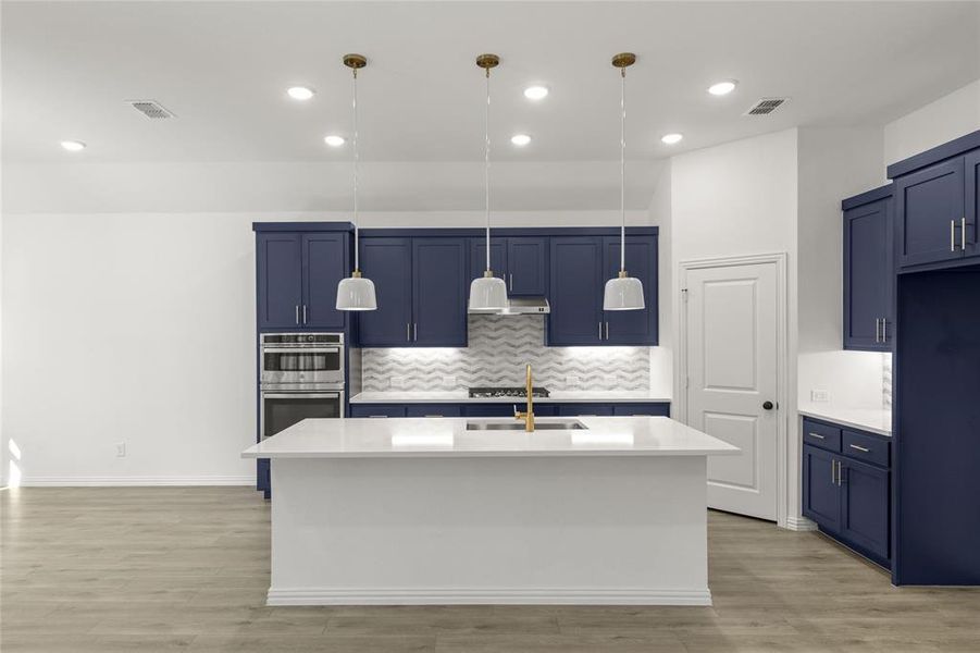 2201 Meadowlark  Kitchen