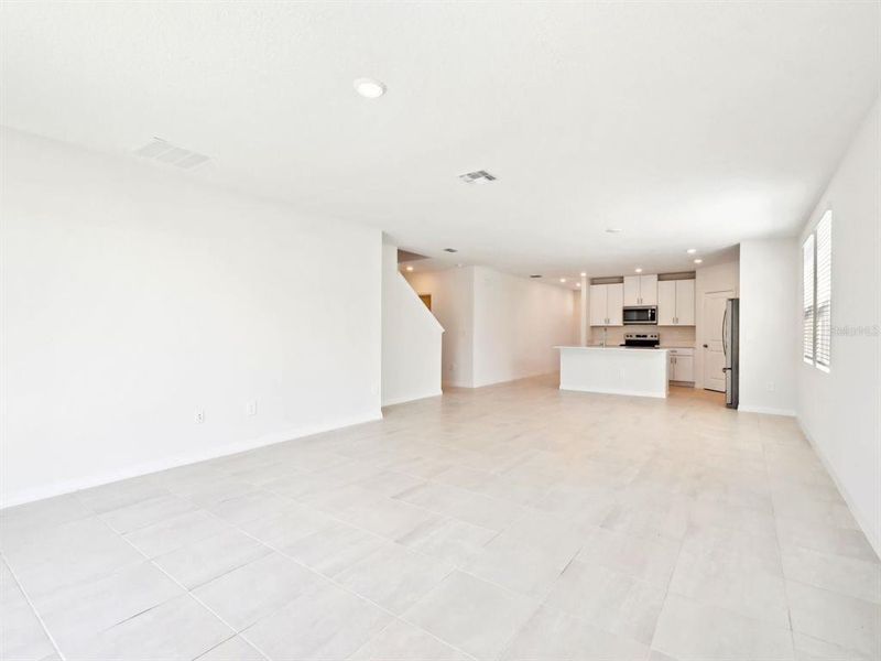 Spacious, unfurnished interior of a new home in Benton Hills - Classic Series, Brooksville (Image 6).