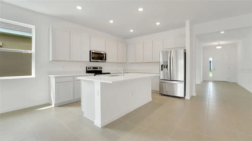 Furnished interior view inside a new home in Annabelle Estates, Lake Wales (Image 7).