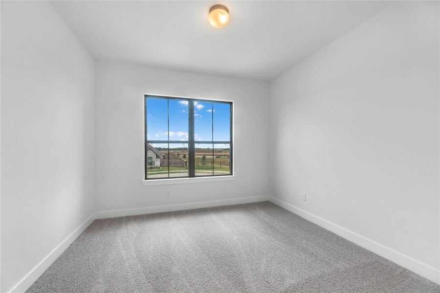 Representative image. Features, selections and colors may vary.