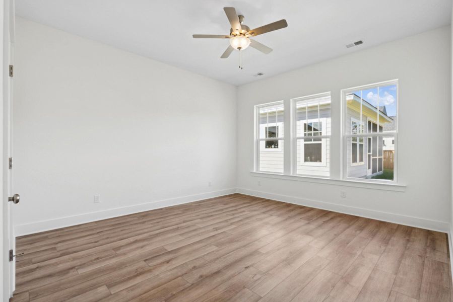 Spacious, unfurnished interior of a new home in Nexton – Midtown – The Garden Collection, Summerville (Image 17). Spacious, unfurnished interior of a new home in Nexton – Midtown – The Garden Collection, Summerville (Image 17).