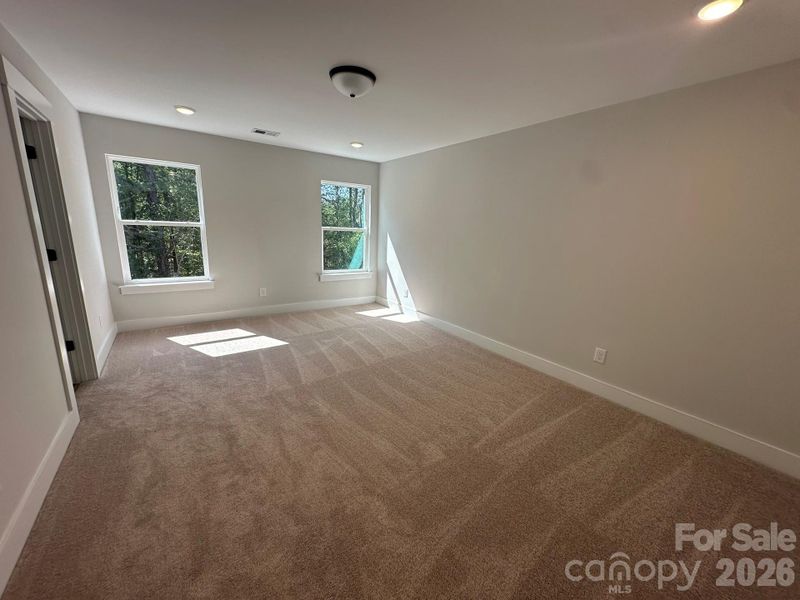 Spacious, unfurnished interior of a new home in Blythe Mill Townhomes, Waxhaw (Image 7). Spacious, unfurnished interior of a new home in Blythe Mill Townhomes, Waxhaw (Image 7).