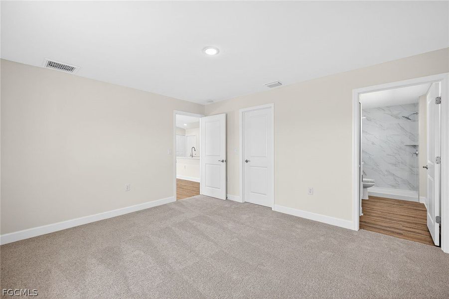 Spacious, unfurnished interior of a new home in Cape Coral, Cape Coral (Image 16). Spacious, unfurnished interior of a new home in Cape Coral, Cape Coral (Image 16).