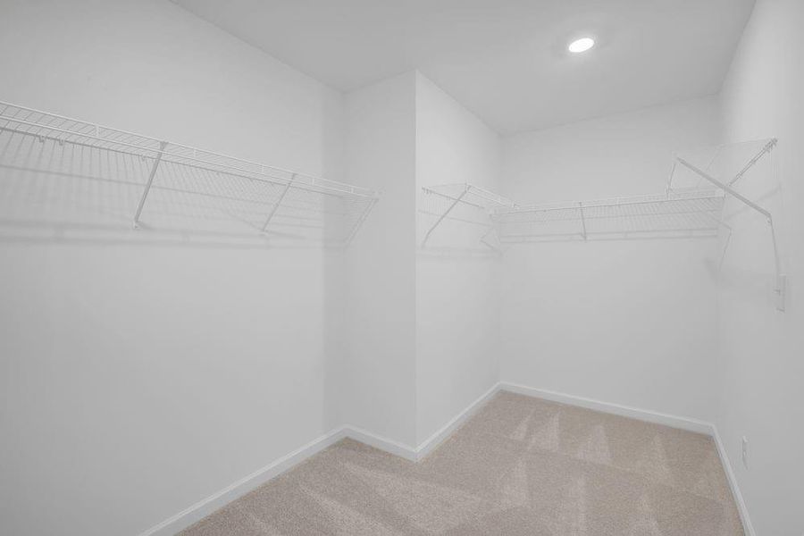 Spacious, unfurnished interior of a new home in Heritage River, Euharlee (Image 29).