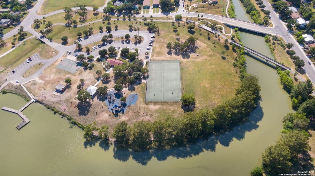 Image 52 of a home in .